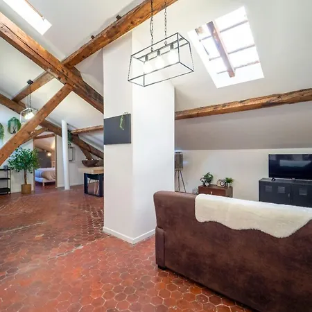 Authentique Studio Hypercentre - Clim - Wifi Daire *